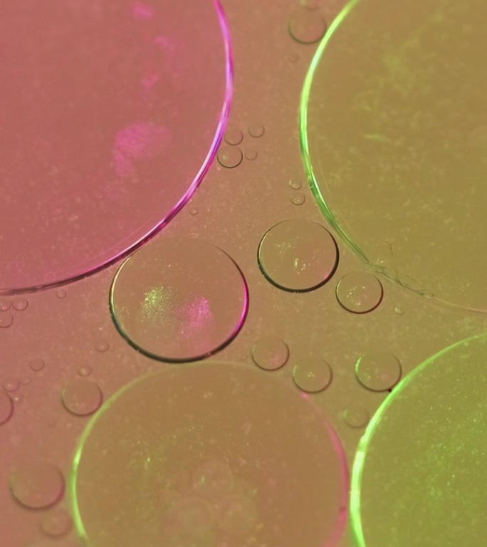 垂直抽象背景气泡，液体滴彩色