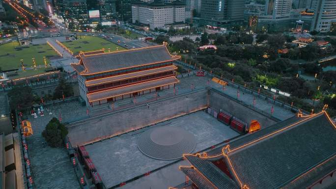 西安城墙永宁门蓝调夜景航拍