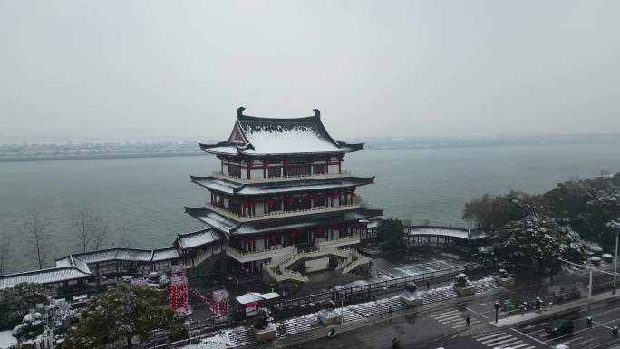 4K航拍长沙雪景杜甫江阁雪景8