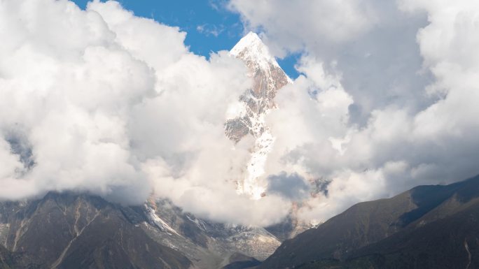 4K西藏林芝南迦巴瓦峰雪山云海延时2