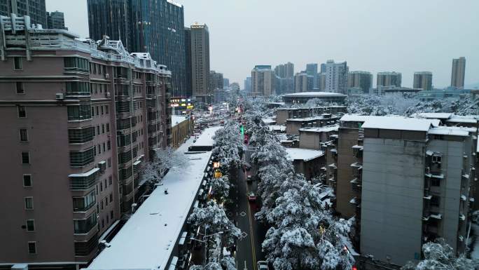 4K航拍长沙雨花区长沙城区雪景7