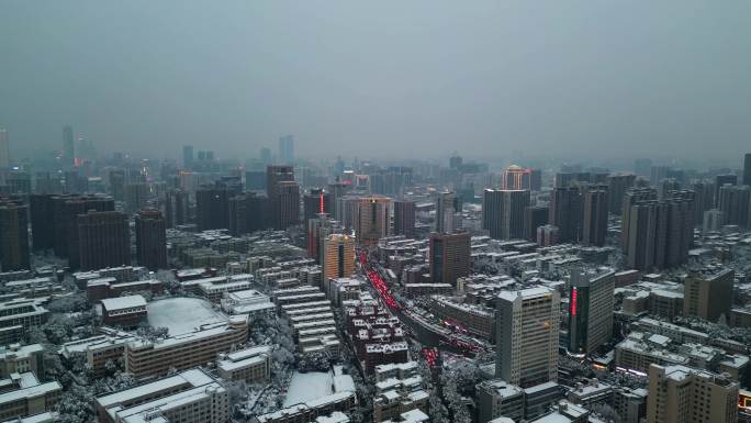 4K航拍长沙雨花区长沙城区雪景8