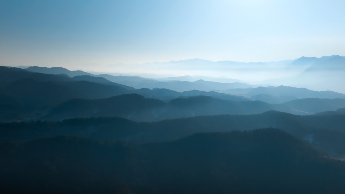 中国风意境水墨山峰