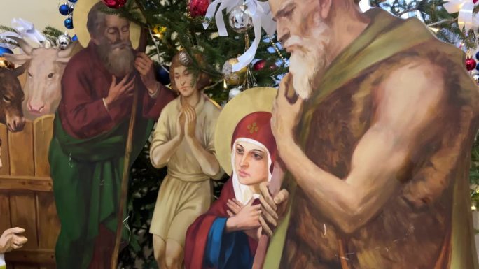 在装饰圣诞树的人物小耶稣的诞生耶稣诞生场景耶稣诞生场景firura圣经耶稣诞生与彗星星场景与神圣的家