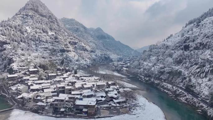 坪朗村雪景