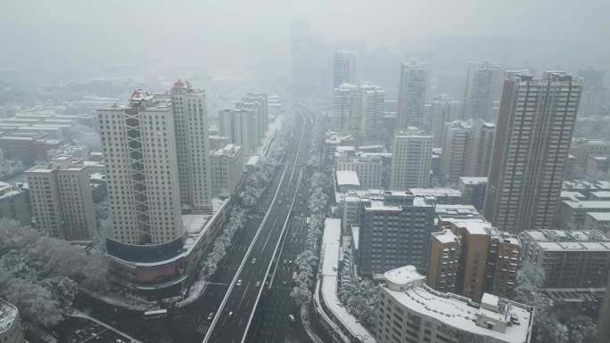 4K航拍长沙雪景芙蓉中路雪景合集