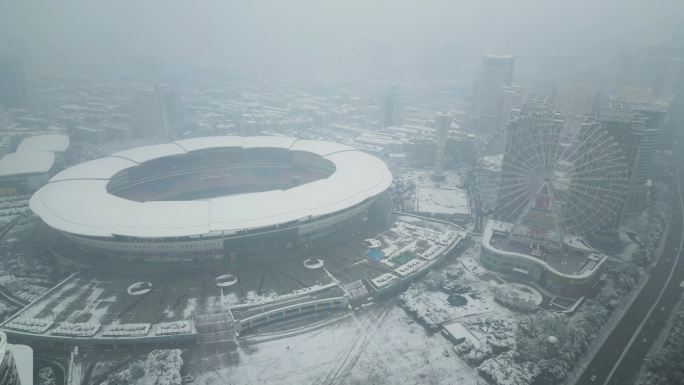 4K航拍长沙雪景贺龙体育馆雪景11