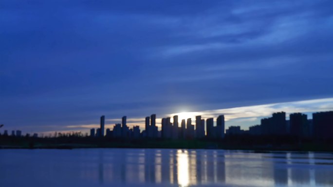 长春公园城市水面倒影晚霞日落夕阳延时摄影