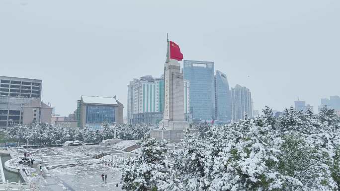 八一广场雪景7