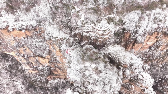 航拍张家界天下第一桥雪景