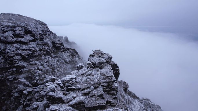 贵州梵净山山巅冬日雪景航拍，多机位多运镜