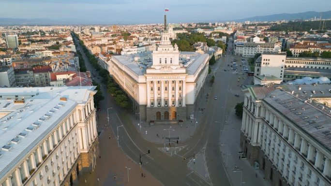 保加利亚国民议会悬挂半旗。