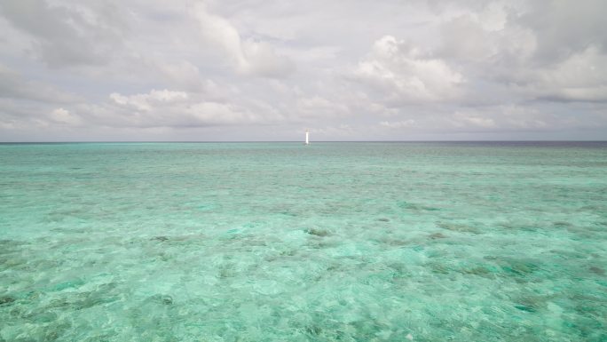 南海三沙西沙北礁珊瑚堡礁灯塔【精品】