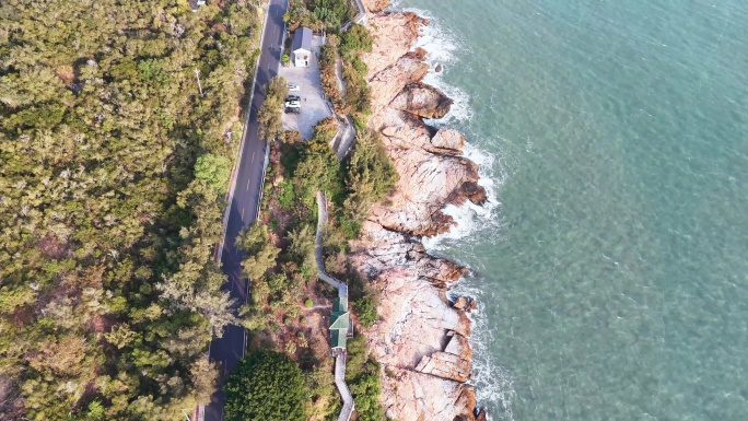 南澳岛的大海和海边的公路
