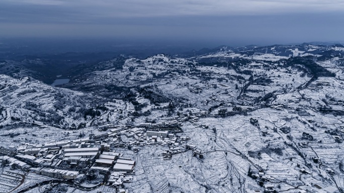 龙泉山雪景