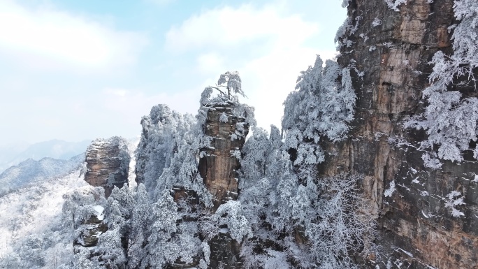 武陵源天子山 西海峰林 4k航拍雪景