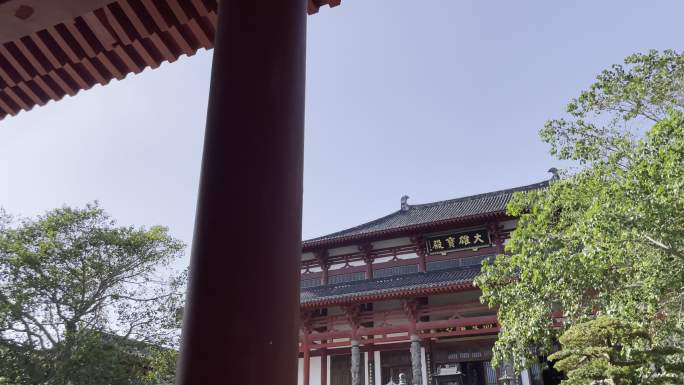 广西北海冠头岭佛教寺庙普渡寺寺院大雄宝殿