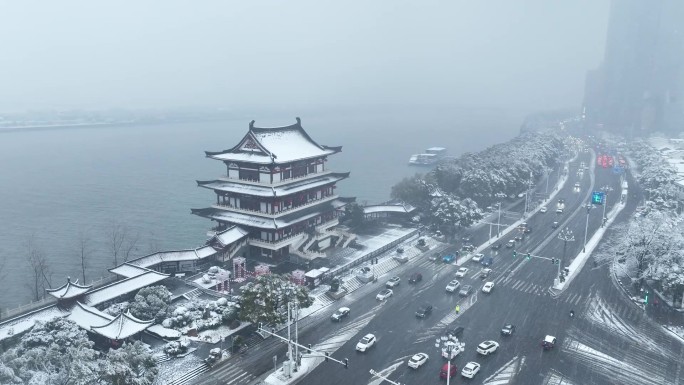 航拍长沙城市雪景杜甫江阁雪景