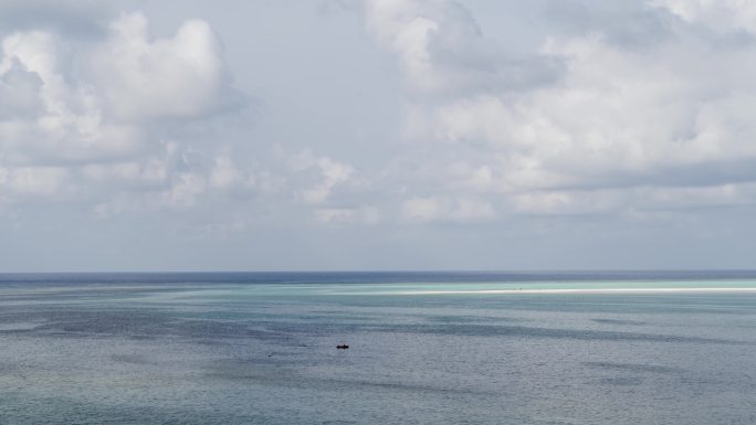 美丽的南海西沙群岛岛屿盘石屿【精品】