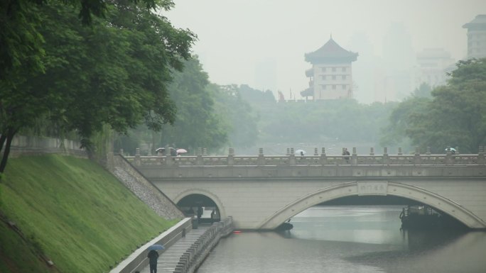 清明时节雨纷纷