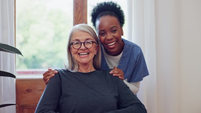 面对，老年人和妇女与护士的支持，保健和医疗护理在养老院的幸福。老年人，个人和照顾者或专业人士，退休肖