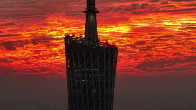 广东广州市满天晚霞背景下的广州塔航拍镜头