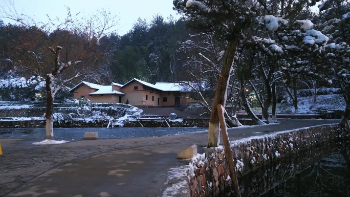 实拍湖南韶山毛泽东故居雪景