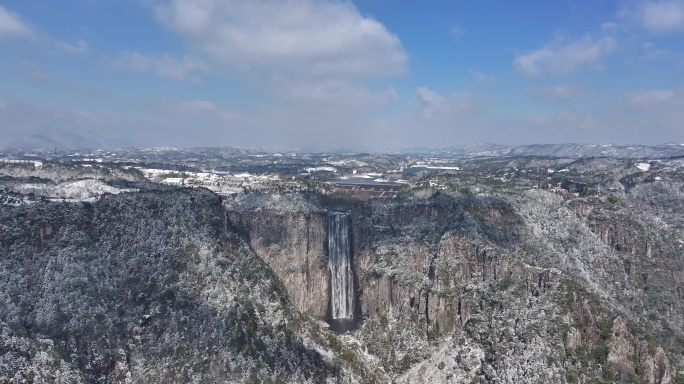 中华第一高瀑雪景