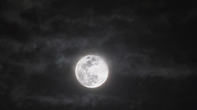 彩云追月 十五的月亮