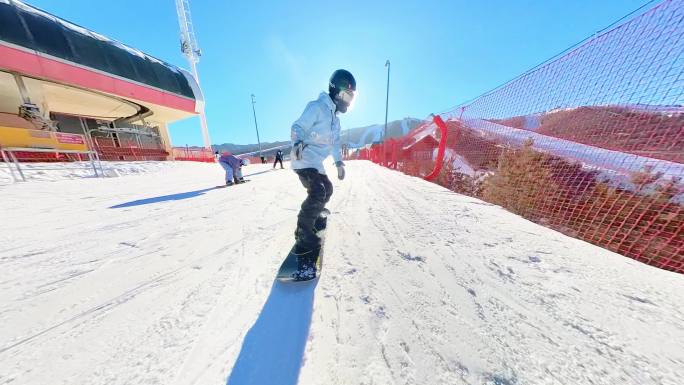 蹭雪 平坡滑雪滑不动了