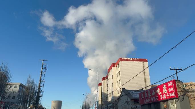 冬天城市供暖热电厂蒸汽