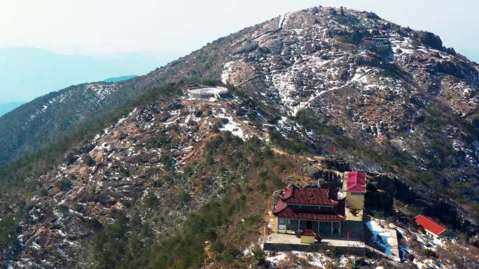 台州黄岩南正顶，南正尖，山顶上的雪景风景