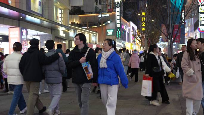 合肥淮河路步行街行人