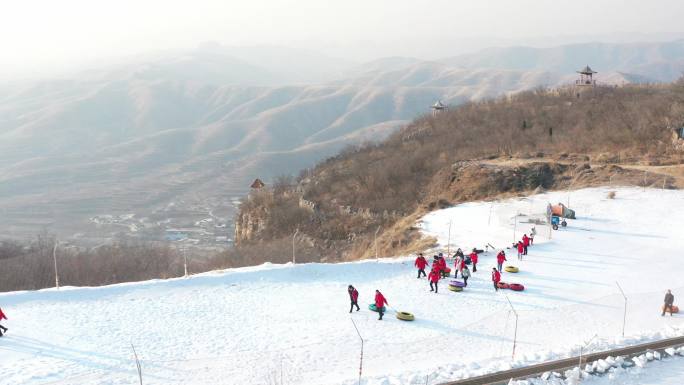 石家庄地标 抱犊寨景区 滑雪 航拍