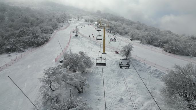 四川阿坝茂县九鼎山太子岭滑雪场风景航拍