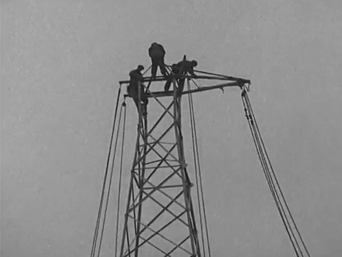 上世纪电网建设 电力铁塔建设