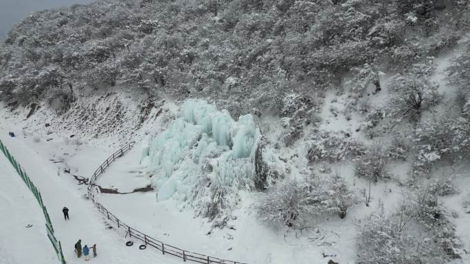 四川阿坝茂县九鼎山太子岭冰瀑风景航拍