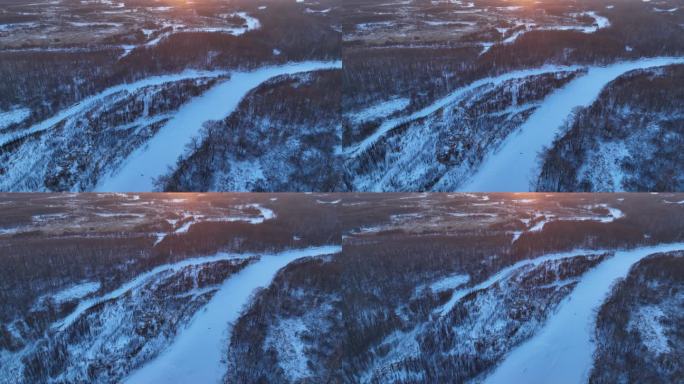 大兴安岭寒冬森林河湾暮雪