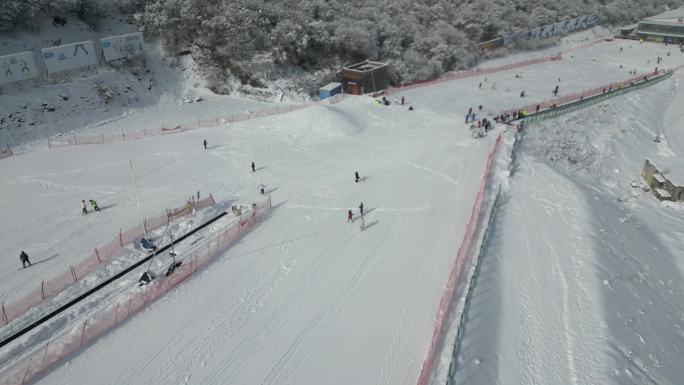 四川阿坝茂县九鼎山太子岭滑雪场风景航拍