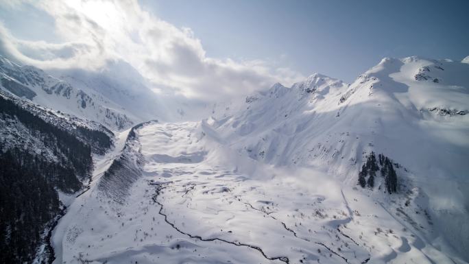 西藏嘎隆拉雪山嘎瓦龙冰川日出【精品】