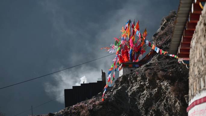 甘孜地区的藏族经幡