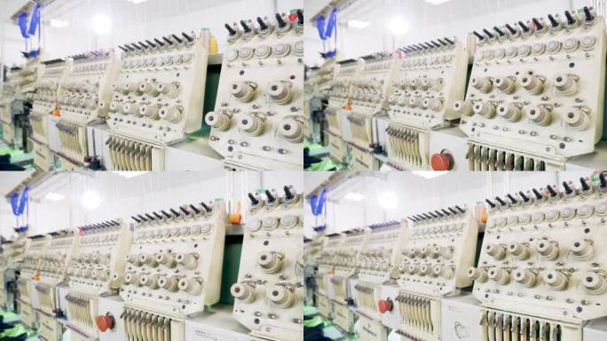纺织厂的现代棉花缝纫机