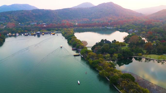 浙江省杭州市西湖景区苏堤三潭印月小瀛洲雷