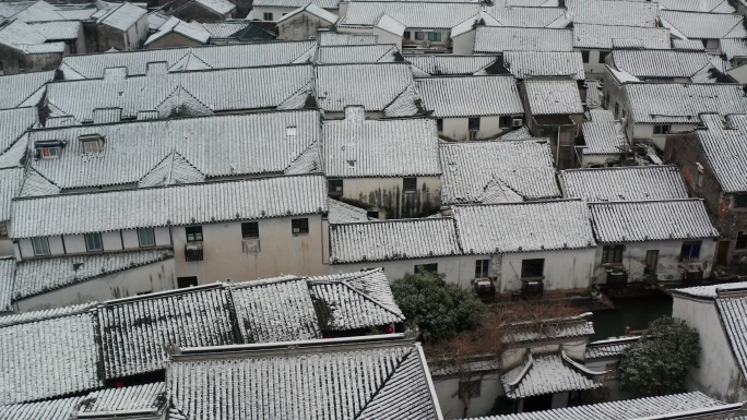 苏州古城区山塘街雪景