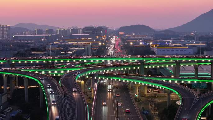 复杂的城市立交桥夜景灯光