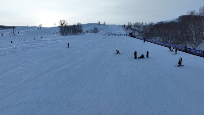 内蒙古牙克石凤凰山滑雪场