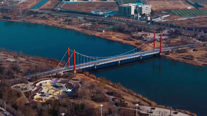 菏泽郓城 冬天夜景航拍4K楼房密集桥繁华