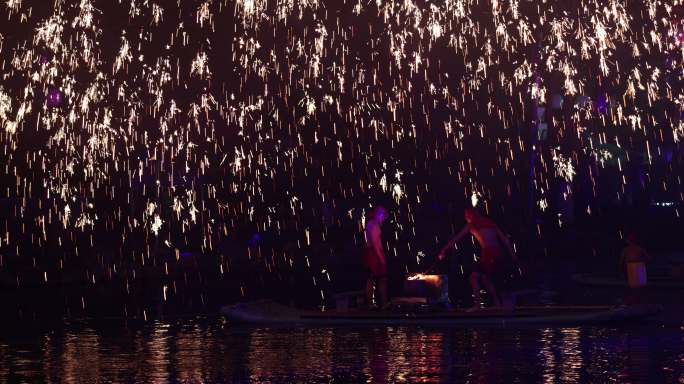 打铁花非遗民俗烟花节日过年8K实拍