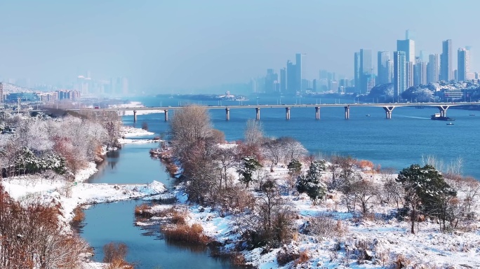 4k长沙橘子洲猴子石大桥雪景航拍