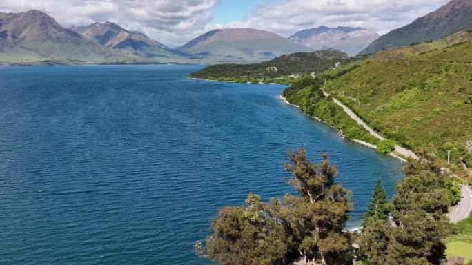 4K航拍新西兰瓦卡普蒂湖